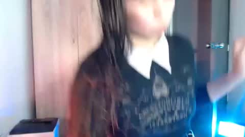 Snapshot of give_me_orgasms chatting on September 23, 2025, 7:11 am Nice to meet you my name is Heyli online show from September 23, 2025, 7:11 am