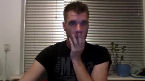 Snapshot of gizmomaster chatting on September 12, 2025, 7:47 pm dutch rave guy c2c dutch online show from September 12, 2025, 7:47 pm