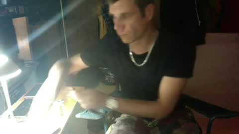 Snapshot of gizmomaster chatting on July 6, 2026, 12:13 pm dutch rave guy c2c dutch online show from July 6, 2026, 12:13 pm