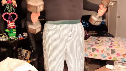 Snapshot of glaceon9 chatting on February 5, 2025, 5:30 am glaceon9 online show from February 5, 2025, 5:30 am