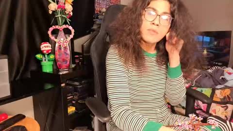 Snapshot of glaceon9 chatting on February 20, 2025, 12:25 pm glaceon9 online show from February 20, 2025, 12:25 pm