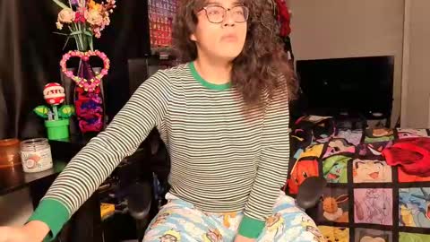 Snapshot of glaceon9 chatting on February 24, 2025, 8:38 am glaceon9 online show from February 24, 2025, 8:38 am