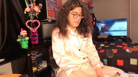 Snapshot of glaceon9 chatting on March 2, 2025, 7:10 am glaceon9 online show from March 2, 2025, 7:10 am