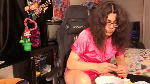 Snapshot of glaceon9 chatting on March 2, 2025, 4:53 pm glaceon9 online show from March 2, 2025, 4:53 pm