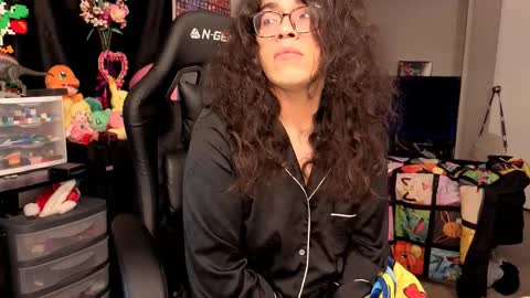 Snapshot of glaceon9 chatting on October 11, 2025, 5:28 am glaceon9 online show from October 11, 2025, 5:28 am