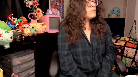 Snapshot of glaceon9 chatting on November 2, 2025, 12:24 am glaceon9 online show from November 2, 2025, 12:24 am