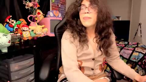 Snapshot of glaceon9 chatting on November 3, 2025, 2:13 am glaceon9 online show from November 3, 2025, 2:13 am