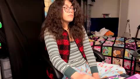 Snapshot of glaceon9 chatting on November 30, 2025, 7:01 am glaceon9 online show from November 30, 2025, 7:01 am