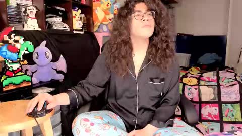 glaceon9 online show from January 11, 2026, 5:23 am