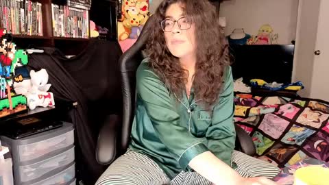 glaceon9 online show from March 29, 2026, 7:30 am