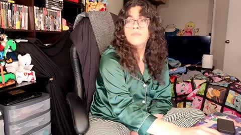 glaceon9 online show from March 31, 2026, 7:31 am