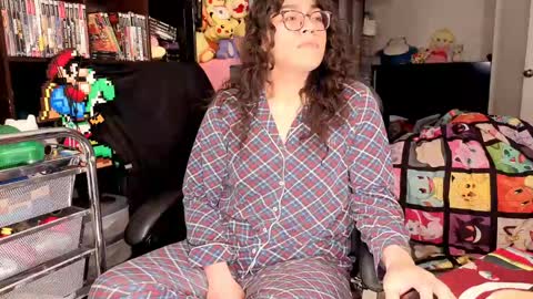 glaceon9 online show from April 17, 2026, 11:19 pm