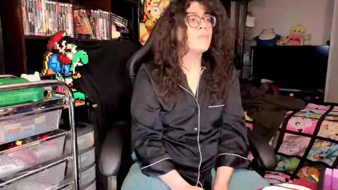 glaceon9 online show from April 18, 2026, 6:34 pm