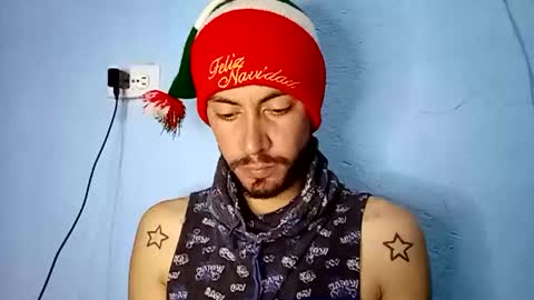 gladiador3017 online show from December 18, 2025, 2:39 am