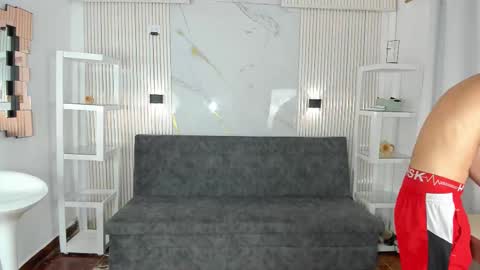 glamorous_ggh online show from November 24, 2025, 6:18 pm