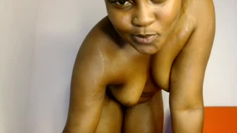 Snapshot of glamslut8 chatting on June 20, 2026, 7:44 am sweet girl online show from June 20, 2026, 7:44 am