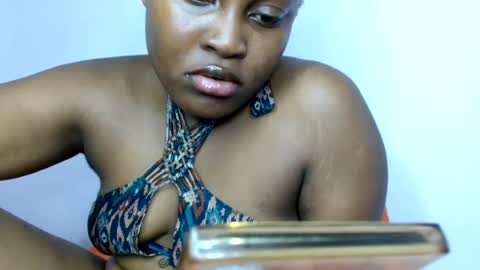 Snapshot of glamslut8 chatting on July 28, 2026, 6:42 am sweet girl online show from July 28, 2026, 6:42 am