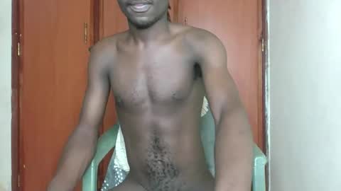 Snapshot of glane_ chatting on December 15, 2025, 5:23 am James online show from December 15, 2025, 5:23 am