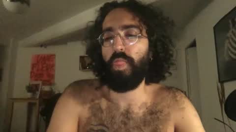 glazeeeeeeeeeee online show from October 7, 2025, 10:07 pm