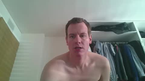 Snapshot of glen_1987 chatting on January 15, 2026, 10:09 am Mike 1987 online show from January 15, 2026, 10:09 am