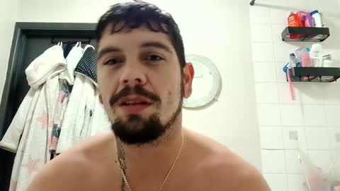 glitch117485 online show from November 9, 2025, 11:25 pm