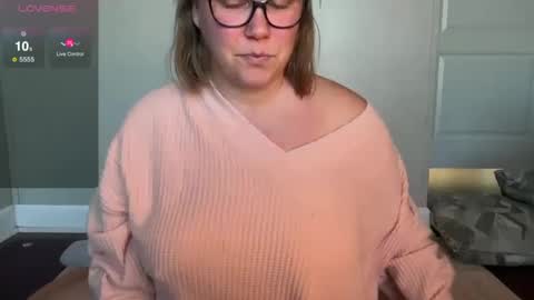 GlitterKitty 108 online show from January 8, 2025, 2:56 pm