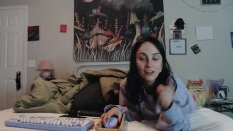 Snapshot of glitterspace chatting on May 1, 2026, 3:44 am anna online show from May 1, 2026, 3:44 am