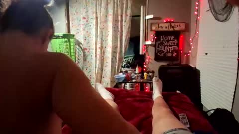 glizzy4u online show from December 16, 2025, 11:26 am