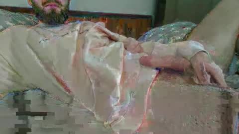 guybuzz online show from December 22, 2025, 10:45 am