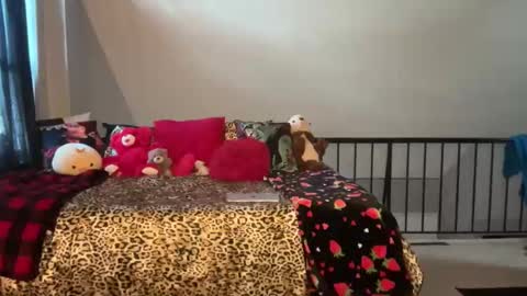 Snapshot of globberton chatting on February 2, 2026, 8:18 pm Baby Bimbo online show from February 2, 2026, 8:18 pm