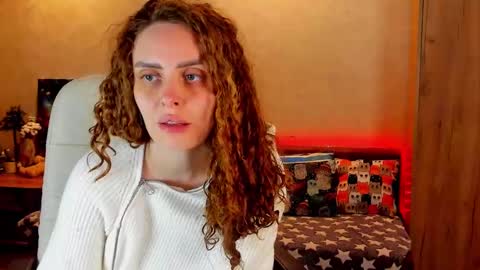 Gloria Wood online show from December 11, 2024, 7:36 pm