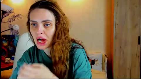Gloria Wood online show from July 27, 2026, 4:47 pm