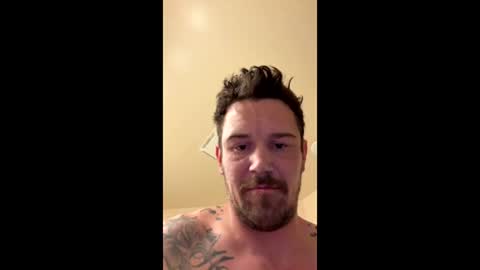 Snapshot of gnarcoticscrew chatting on May 22, 2026, 10:37 pm gnarcoticscrew online show from May 22, 2026, 10:37 pm