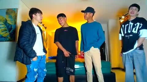 THOMAS AND DAMIAND online show from June 2, 2026, 12:40 pm