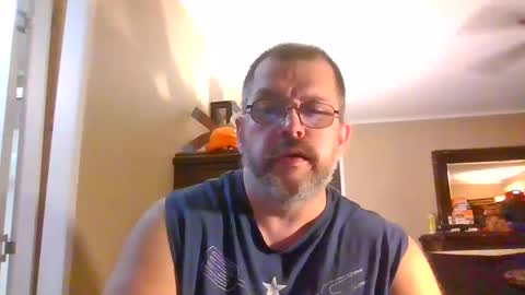 IDKIDCIDGAF online show from October 1, 2025, 2:50 am