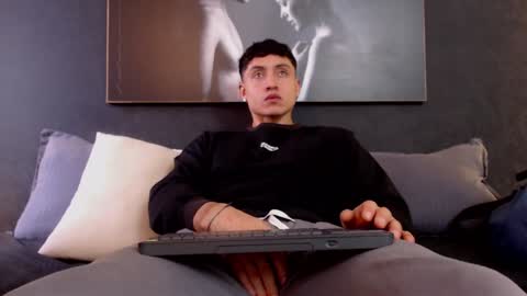 steven online show from December 25, 2024, 6:41 pm