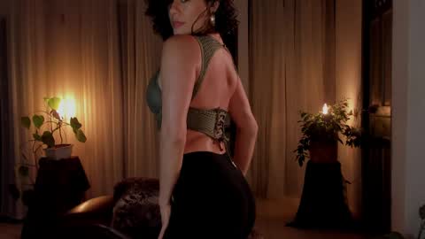 Snapshot of goddes_helena chatting on June 7, 2026, 11:52 pm Elena online show from June 7, 2026, 11:52 pm