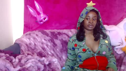 Snapshot of goddess_aaliyah chatting on December 13, 2024, 8:30 am goddess_aaliyah online show from December 13, 2024, 8:30 am