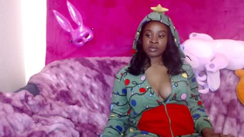 Snapshot of goddess_aaliyah chatting on December 28, 2024, 9:20 am goddess_aaliyah online show from December 28, 2024, 9:20 am