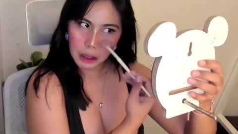Snapshot of goddess_chantal chatting on January 5, 2025, 2:08 pm MARGOLD online show from January 5, 2025, 2:08 pm