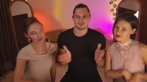   330 UTC2 girls   online show from September 27, 2025, 3:44 am