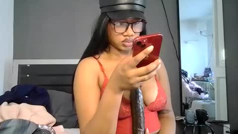 Snapshot of goddessdaisysky chatting on February 22, 2026, 5:22 pm Goddess Daisy Sky online show from February 22, 2026, 5:22 pm