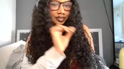 Snapshot of goddessdaisysky chatting on March 15, 2026, 7:42 pm Goddess Daisy Sky online show from March 15, 2026, 7:42 pm