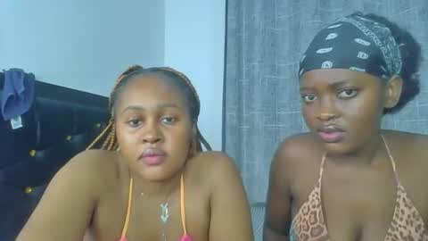 godess_lunah online show from May 10, 2026, 9:09 pm