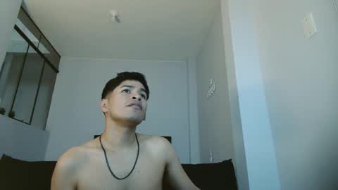 Snapshot of godiegogo_latinboy chatting on March 5, 2026, 3:30 pm Diego online show from March 5, 2026, 3:30 pm