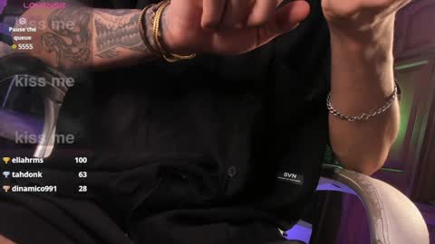 Snapshot of godly_huan chatting on February 6, 2025, 3:06 am HUAN online show from February 6, 2025, 3:06 am