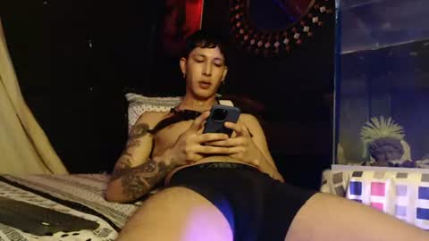 Snapshot of godly_huan chatting on August 8, 2026, 4:36 am HUAN online show from August 8, 2026, 4:36 am