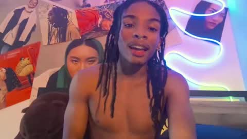 gojos_girl online show from November 12, 2025, 8:04 am