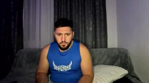 gold_alpha_boy online show from November 5, 2025, 8:53 pm