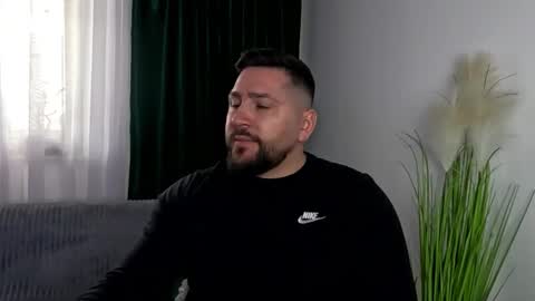 gold_alpha_boy online show from March 19, 2026, 12:09 pm